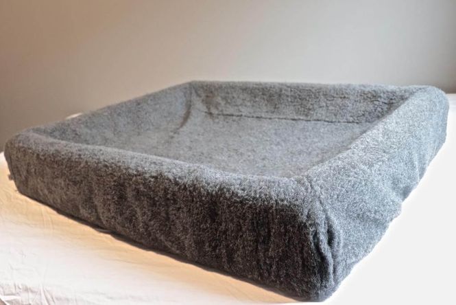 Main Image Canelana 100% wool cover dog bed
