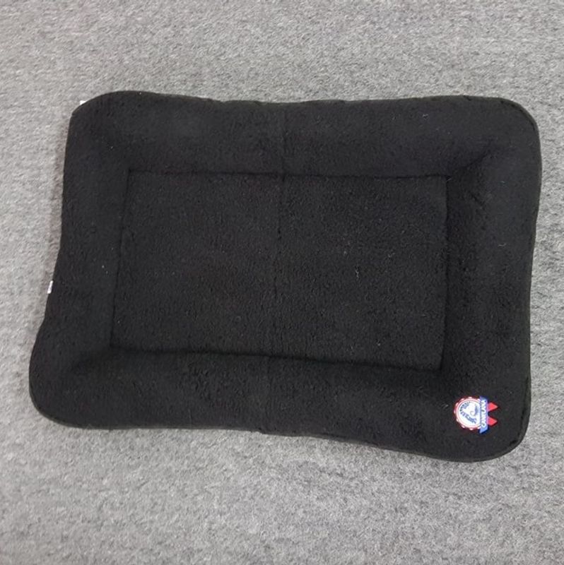 Canelana 100% ull seng hund i bestilt farge og/eller brodert nav